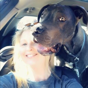 Meet your Posher, Angela